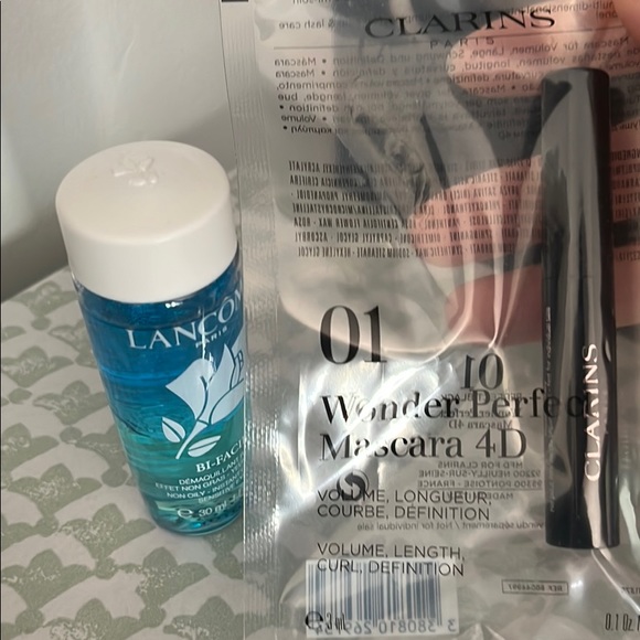 Eyes makeup products - Picture 3 of 3